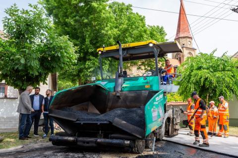 Rehabilitacija kolovoza ulicom Dinka Šimunovića u naselju Ker