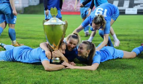 Fudbalerke Spartaka podigle deseti trofej Kupa Srbije
