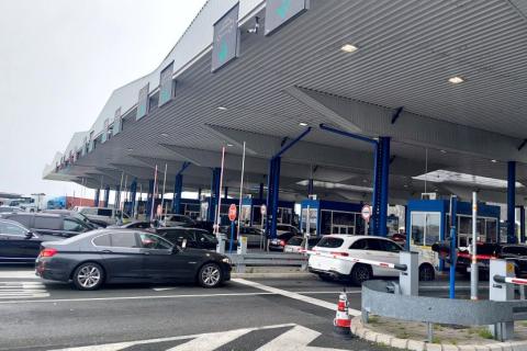 Produženo radno vreme za dva granična prelaza sa Mađarskom Produženo radno vreme za dva granična prelaza sa Mađarskom