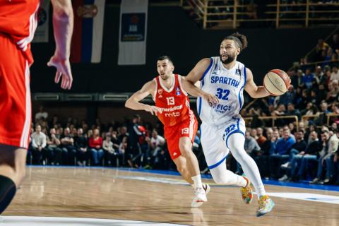 Spartak izgubio od Crvene zvezde u neizvesnoj utakmici Spartak izgubio od Crvene zvezde u neizvesnoj utakmici