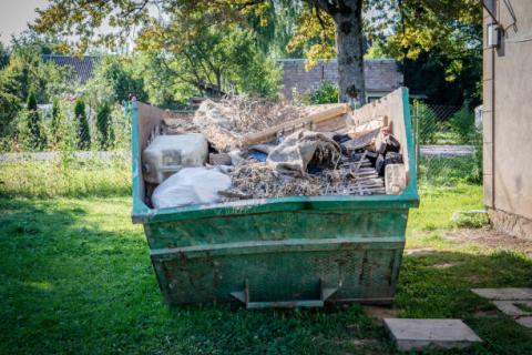 Kontejneri za kabasti otpad ove nedelje u Malom Radanovcu, Novom Gradu i Prozivci