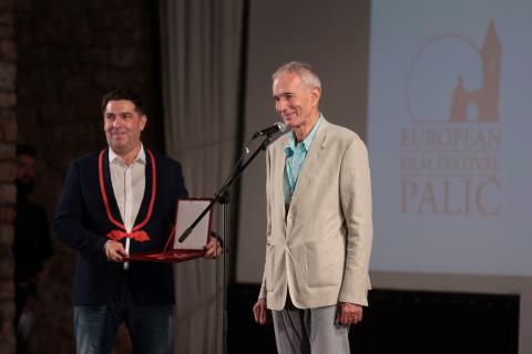 Uručenjem nagrade “Aleksandar Lifka” Anici Dobroj, Fedonu Papamihaelu i Ademiru Kenoviću svečano otvoren 31. Festival evropskog filma Palić