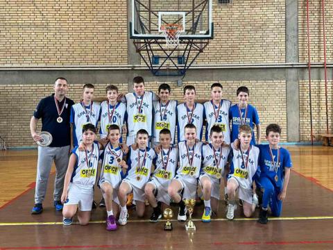 KOŠARKA : U12 MLAĐI PIONIRI - OSVOJENO 1. MESTO