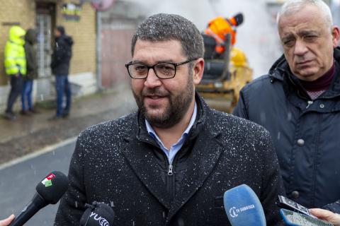Gradonačelnik Bakić obišao završne radove na izgradnji biciklističke staze do subotičke Privredne zone „Mali Bajmok“