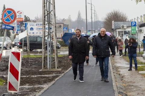 Gradonačelnik Bakić obišao završne radove na izgradnji biciklističke staze do subotičke Privredne zone „Mali Bajmok“