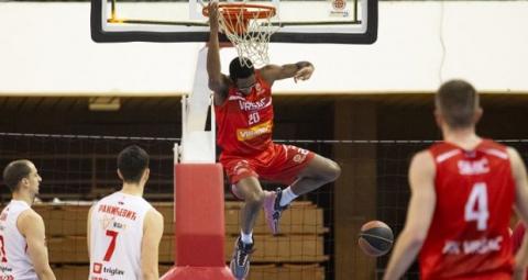 Spartak doživeo težak poraz u Vršcu zbog grešaka i slabe trojke Spartak doživeo težak poraz u Vršcu zbog grešaka i slabe trojke